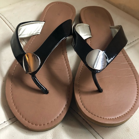 apt 9 sandals